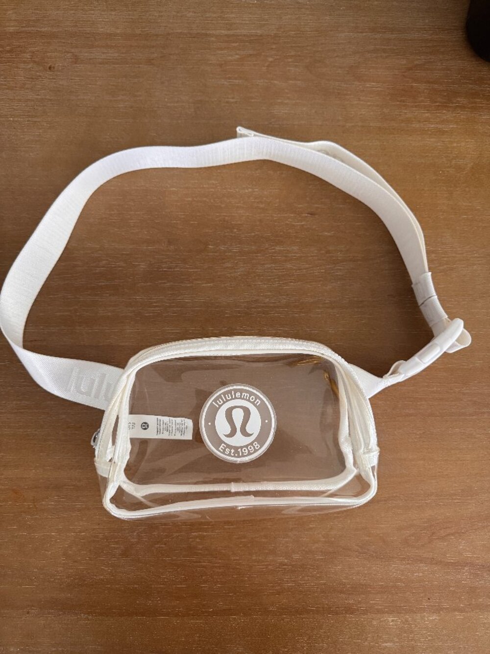 Lululemon everywhere belt bag 1 L clear white